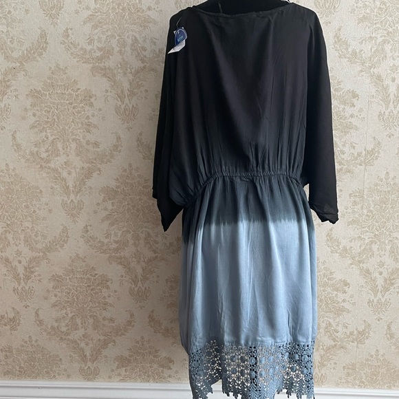 BNWT swimsuit for all coverup - Picture 3 of 7